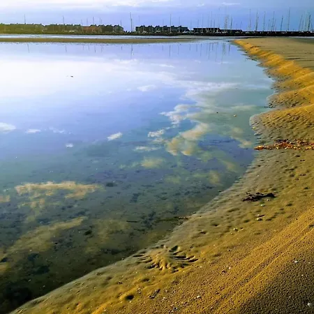 6 Person In Hadsund-by Traum *